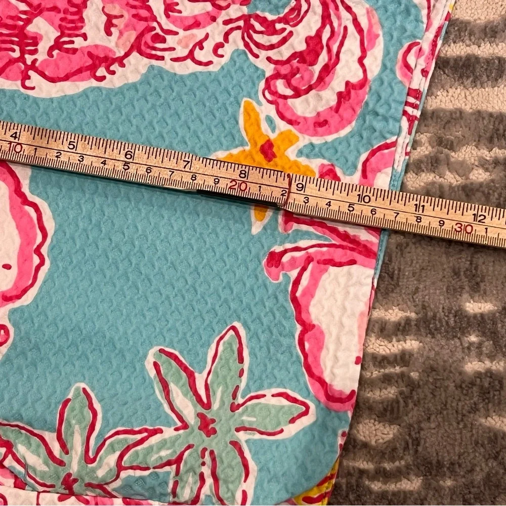 Lilly Pulitzer Adie Shorts in Breakwater Blue Floral, size 6, EUC